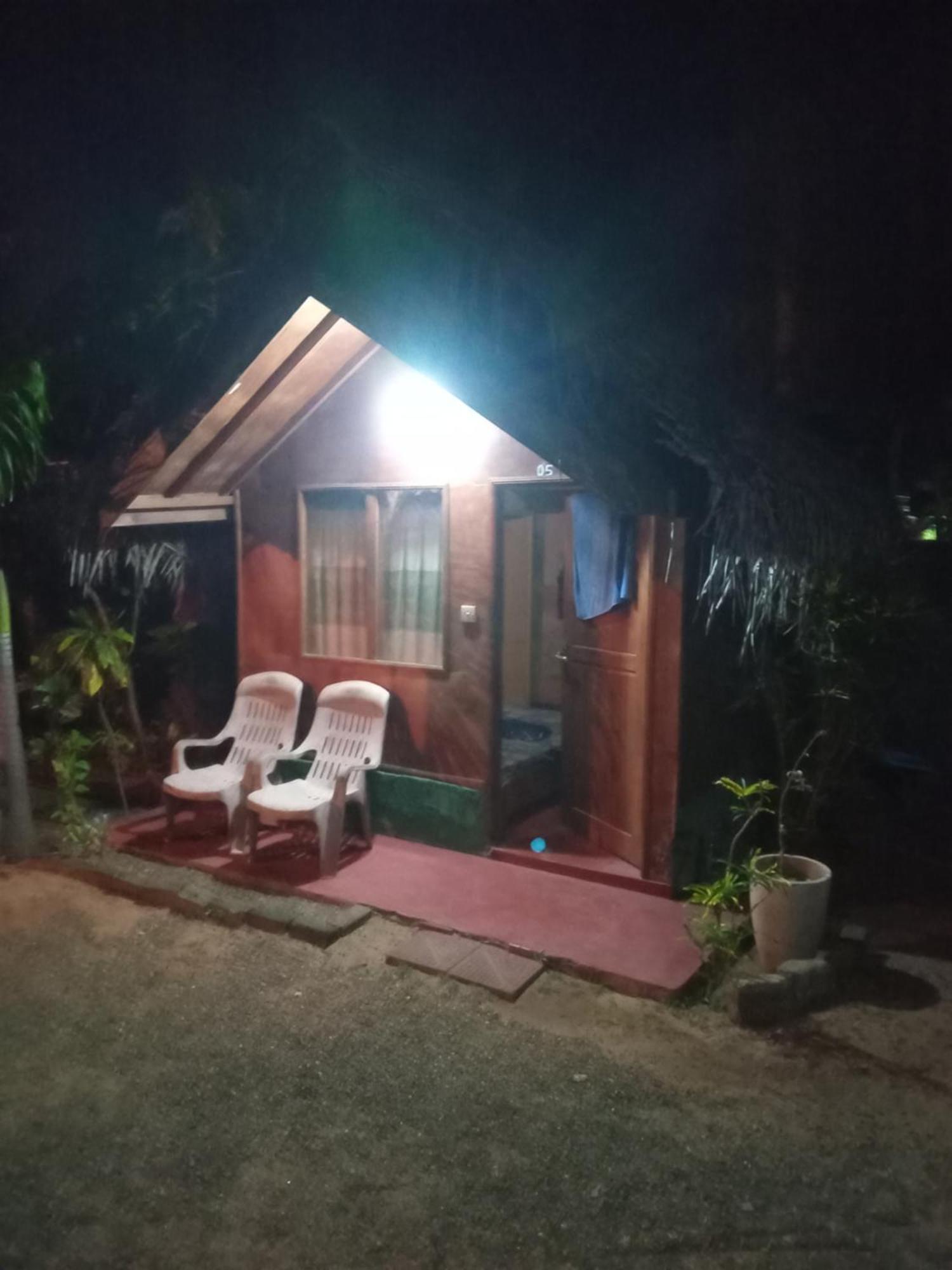 Blue Ocean Cabana Hotel Trincomalee Eksteriør billede